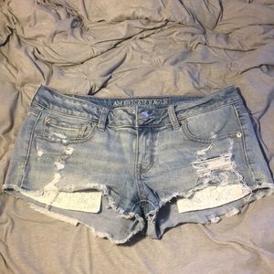 American Eagle size 8 stretch jean shorts.